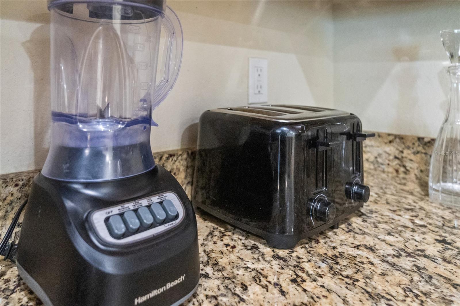 REUNION WEST PH 1 WEST & AMENT CTR RPLT - Residential