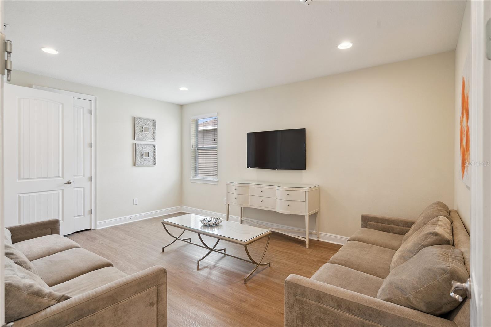 REUNION WEST PH 1 WEST & AMENT CTR RPLT - Residential