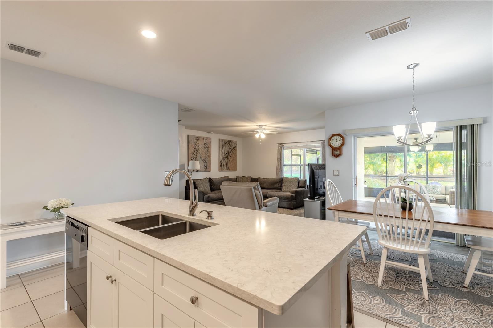 SABAL LAKES - Residential