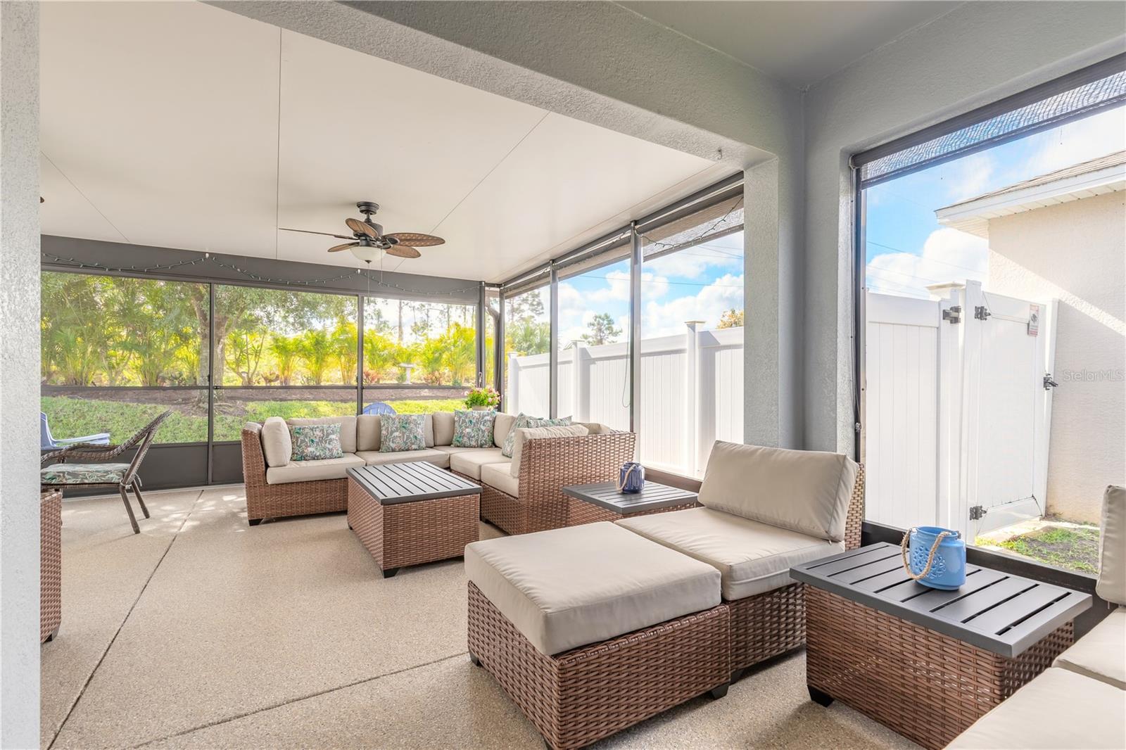 SABAL LAKES - Residential