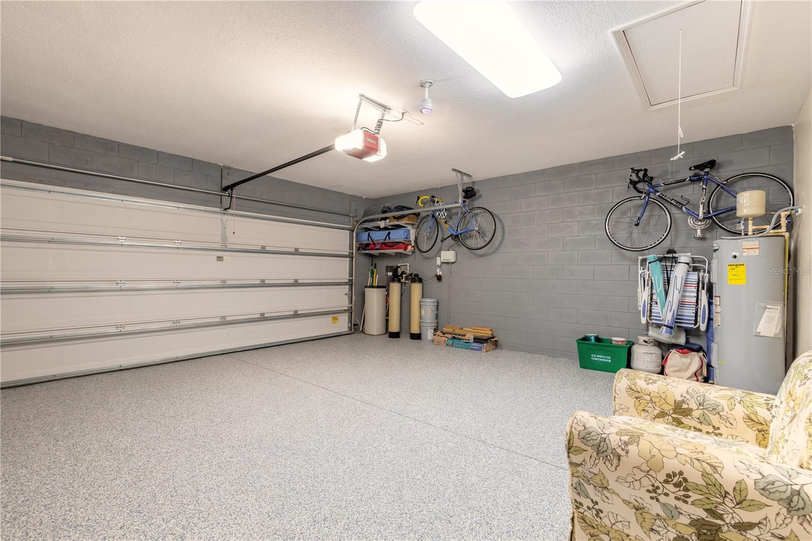 SABAL LAKES - Residential