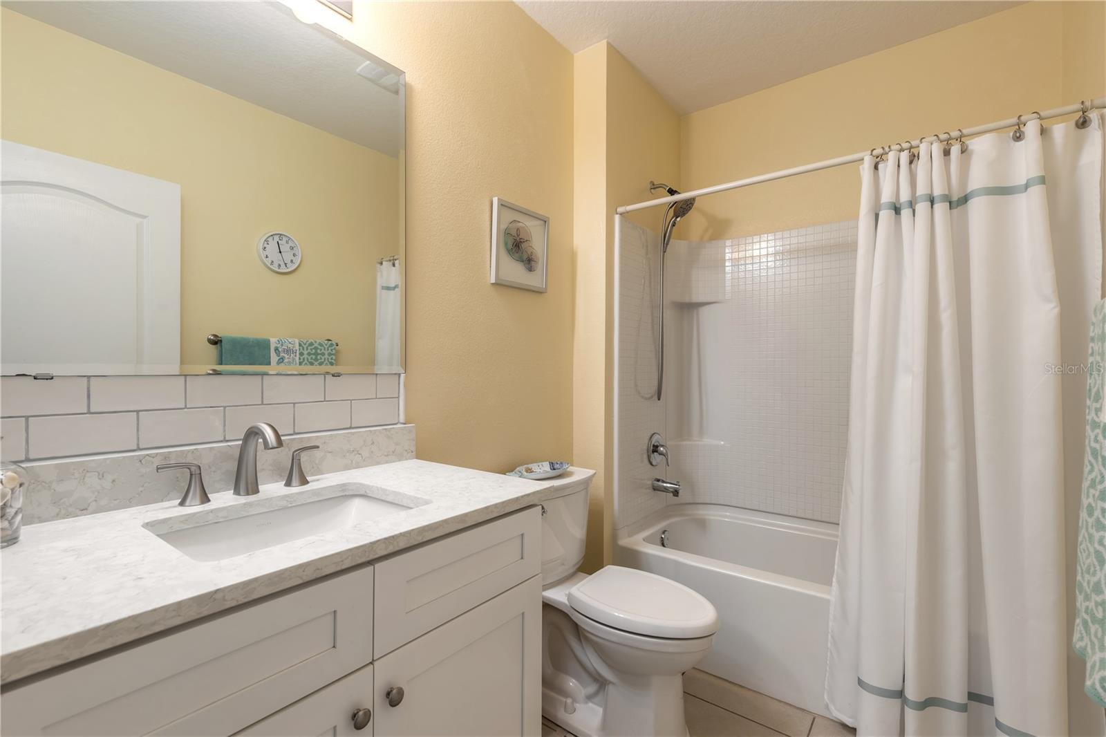 SABAL LAKES - Residential