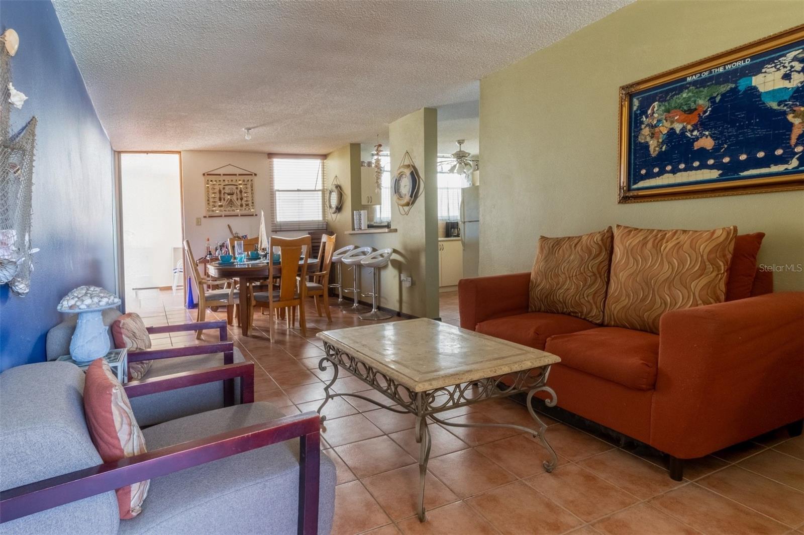 CONDOMINIO VILLA CARACOLES - Residential