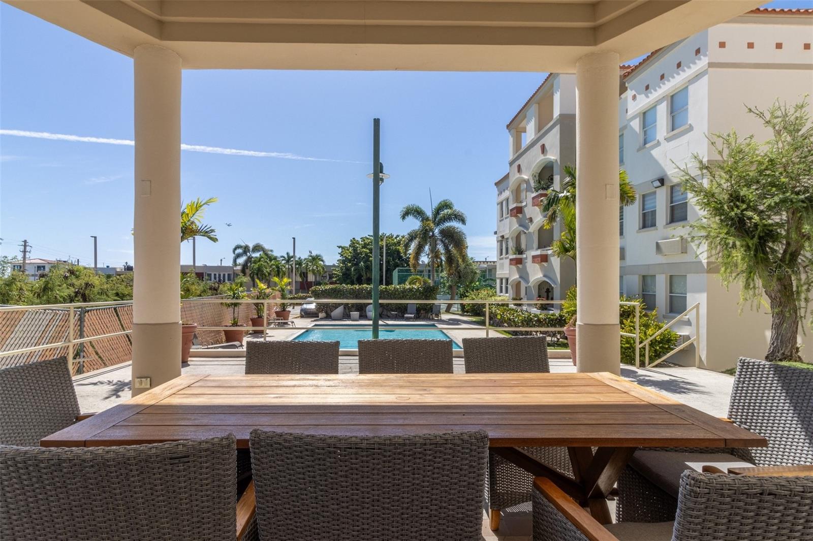 CONDOMINIO VILLA CARACOLES - Residential