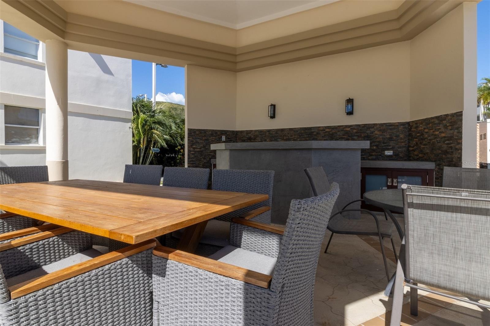 CONDOMINIO VILLA CARACOLES - Residential