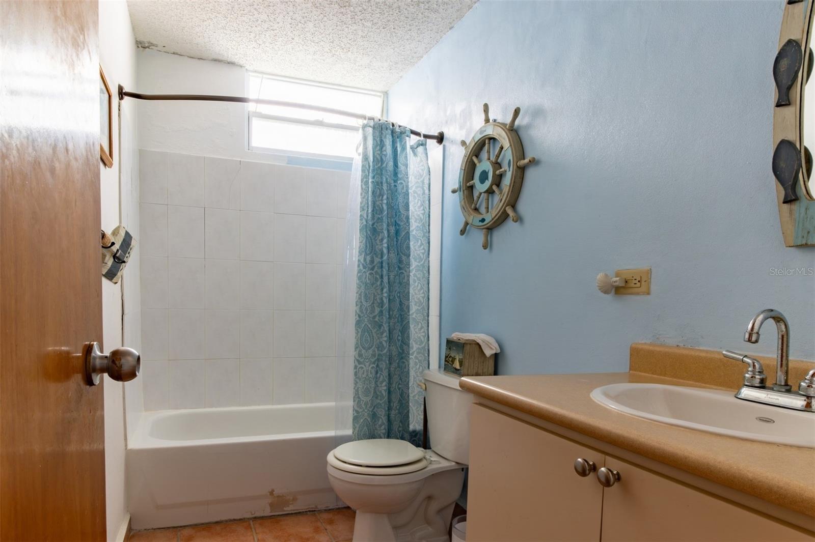 CONDOMINIO VILLA CARACOLES - Residential