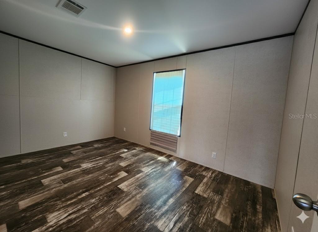 LAKE VIEW MANOR - Residential