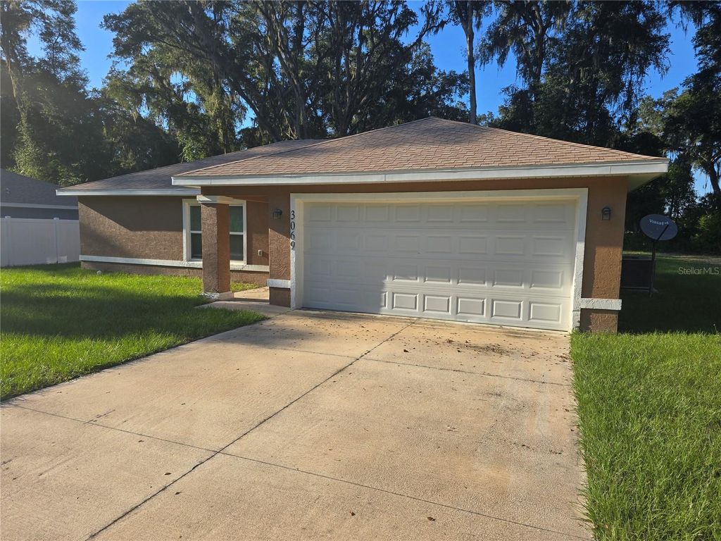 Photo of 3069 SE 140th Place, Summerfield, FL 34491 (MLS # OM709479)