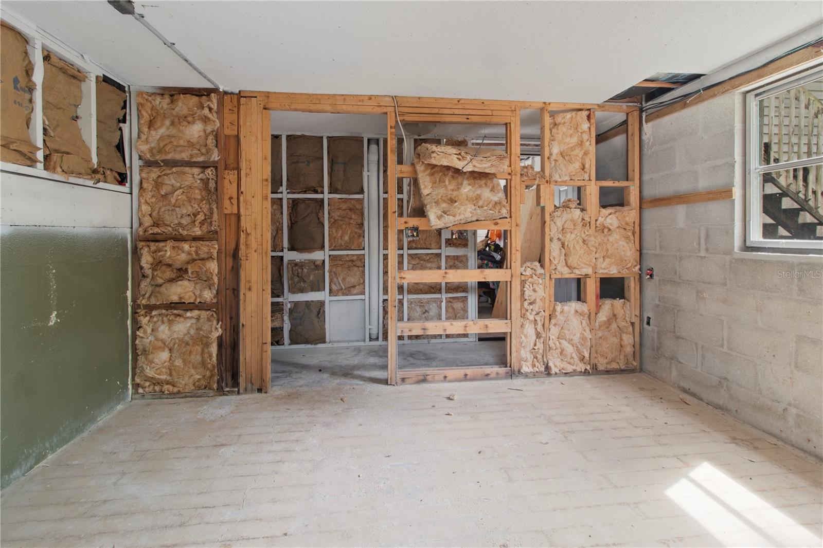 RIVER PALMS - Residential