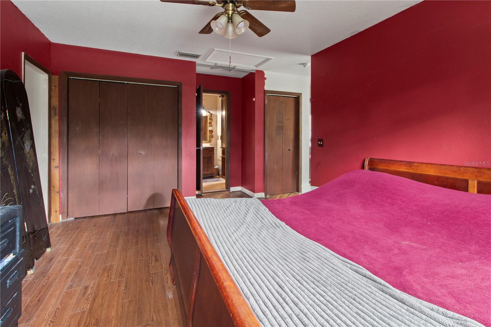 RIVER PALMS - Residential