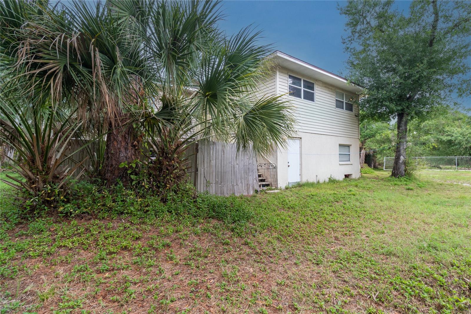 RIVER PALMS - Residential