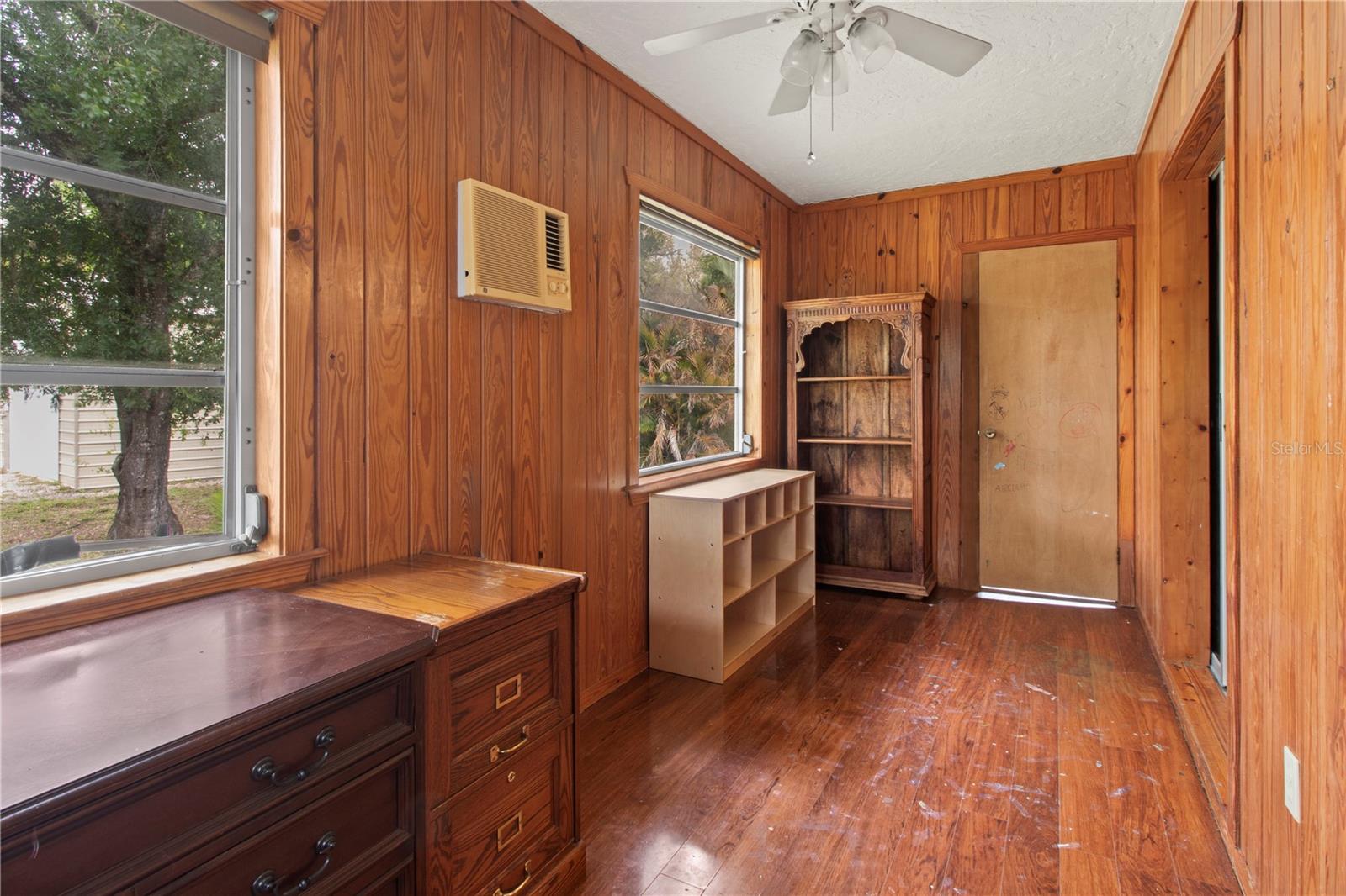 RIVER PALMS - Residential