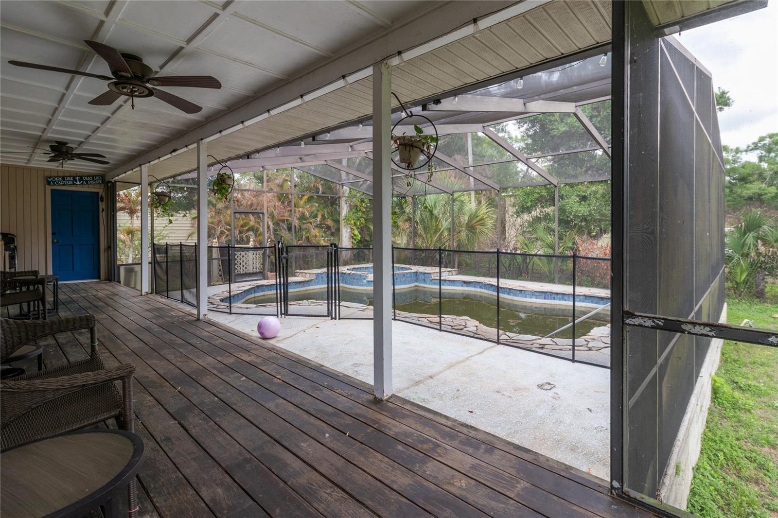 RIVER PALMS - Residential