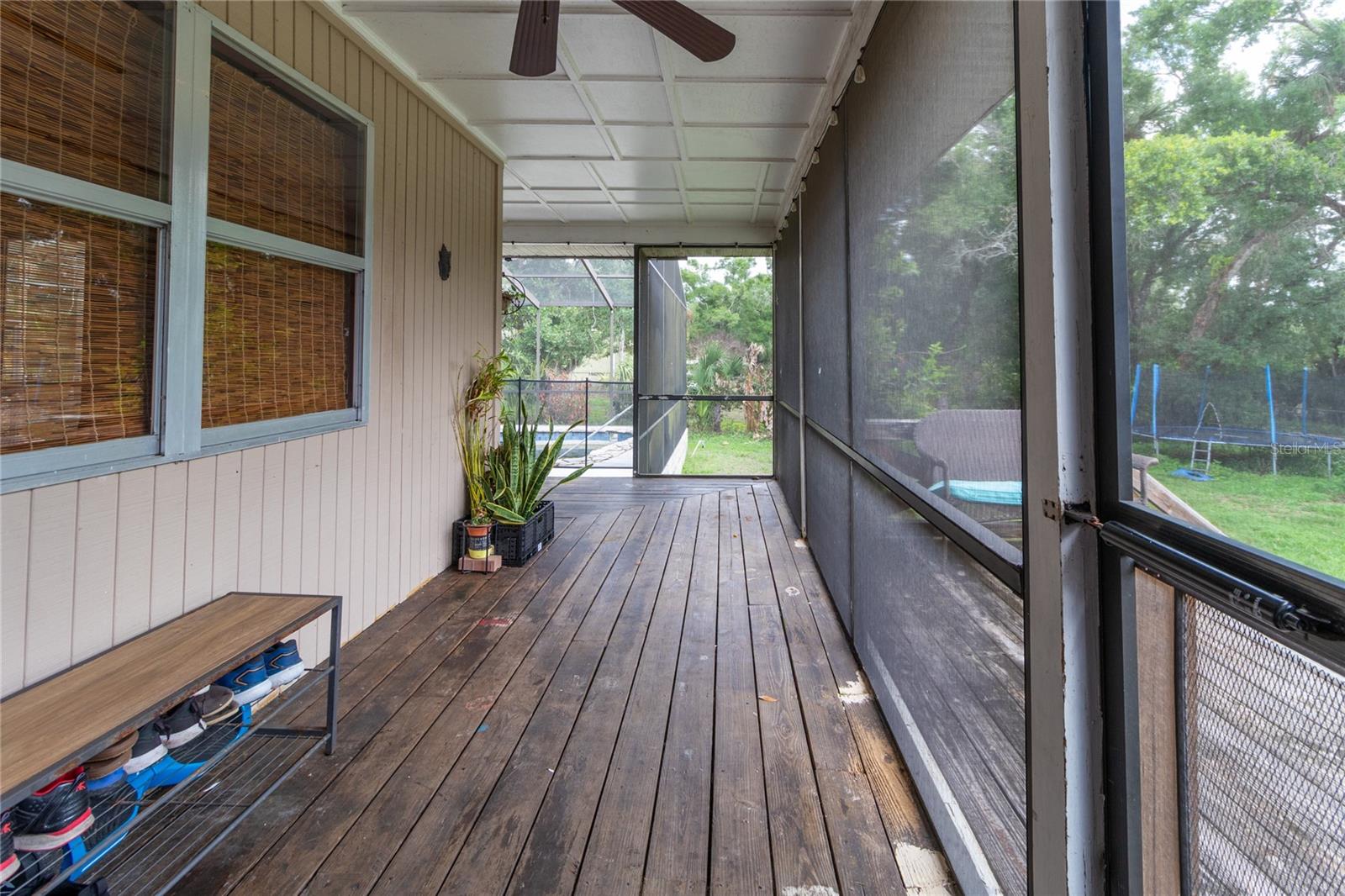 RIVER PALMS - Residential