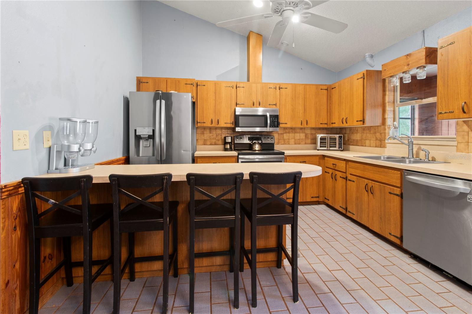 RIVER PALMS - Residential