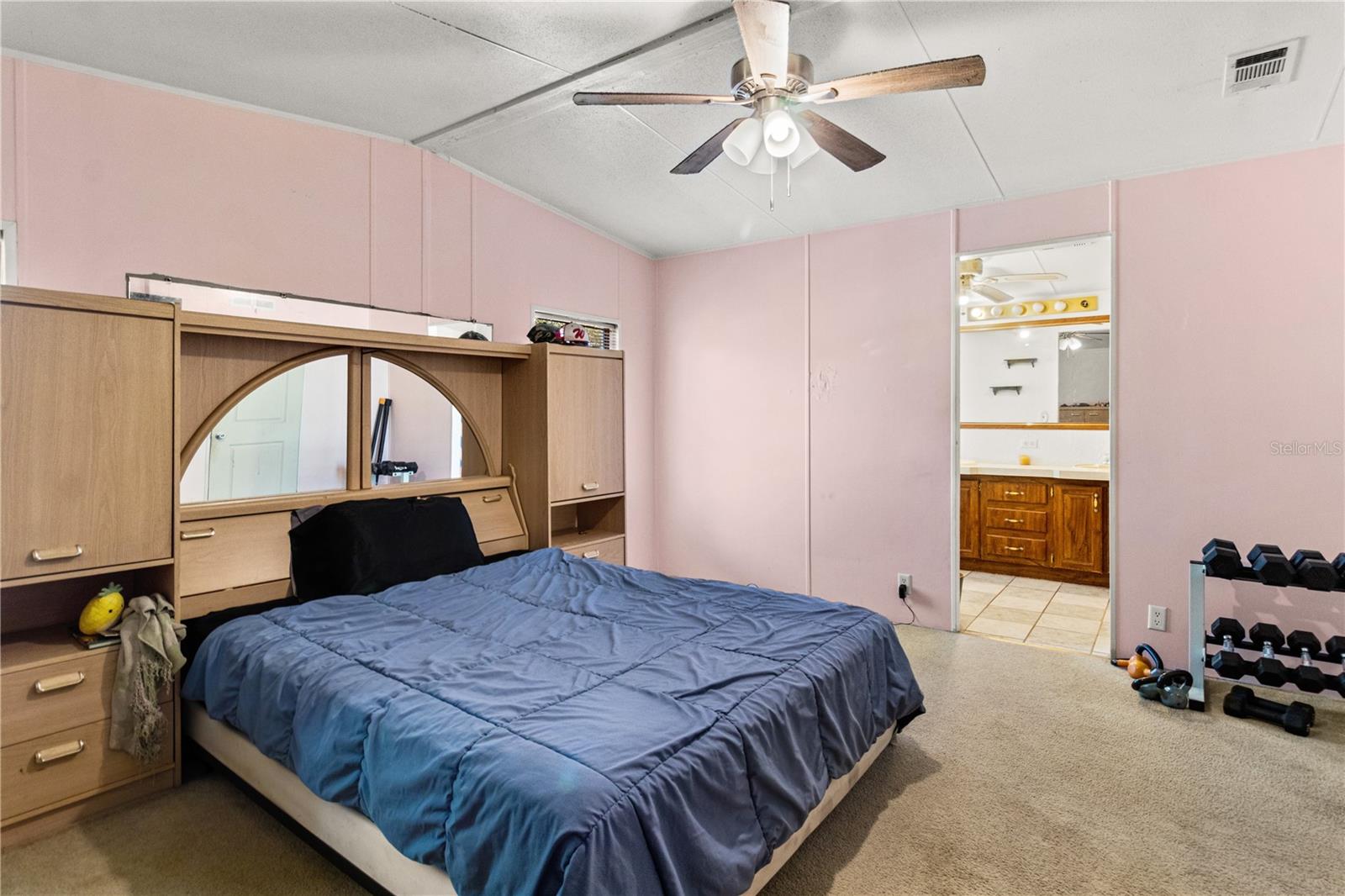 WILLISTON HLNDS - Residential