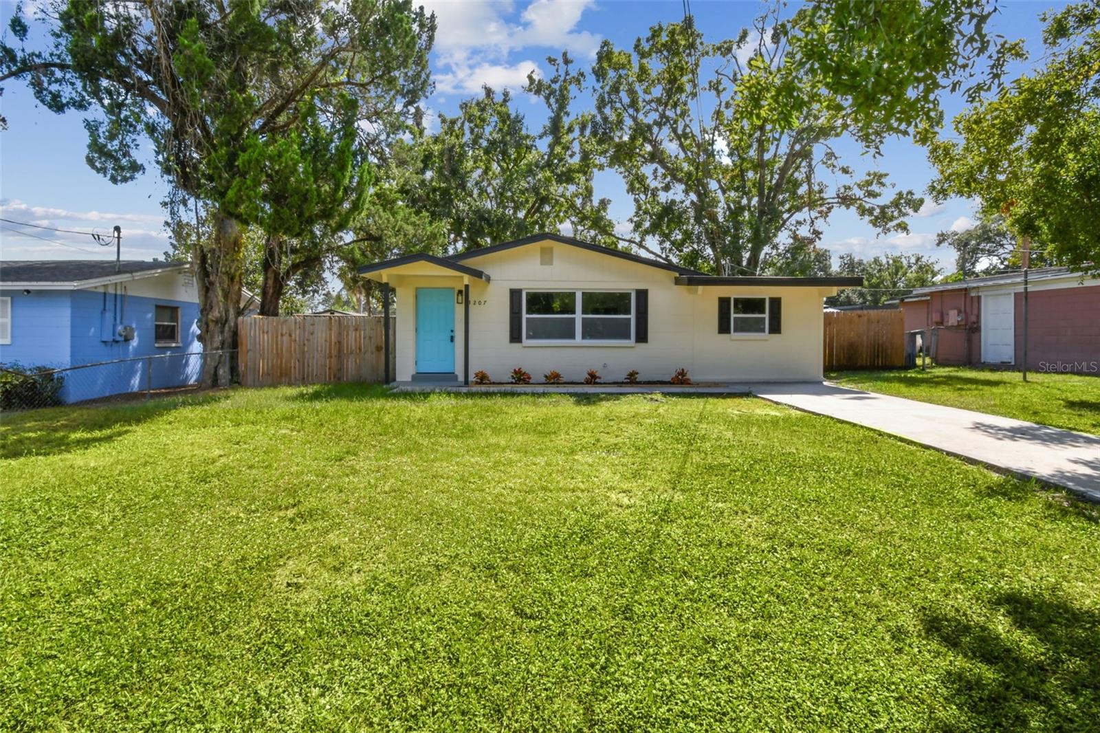 SULTANA GLADE - Residential