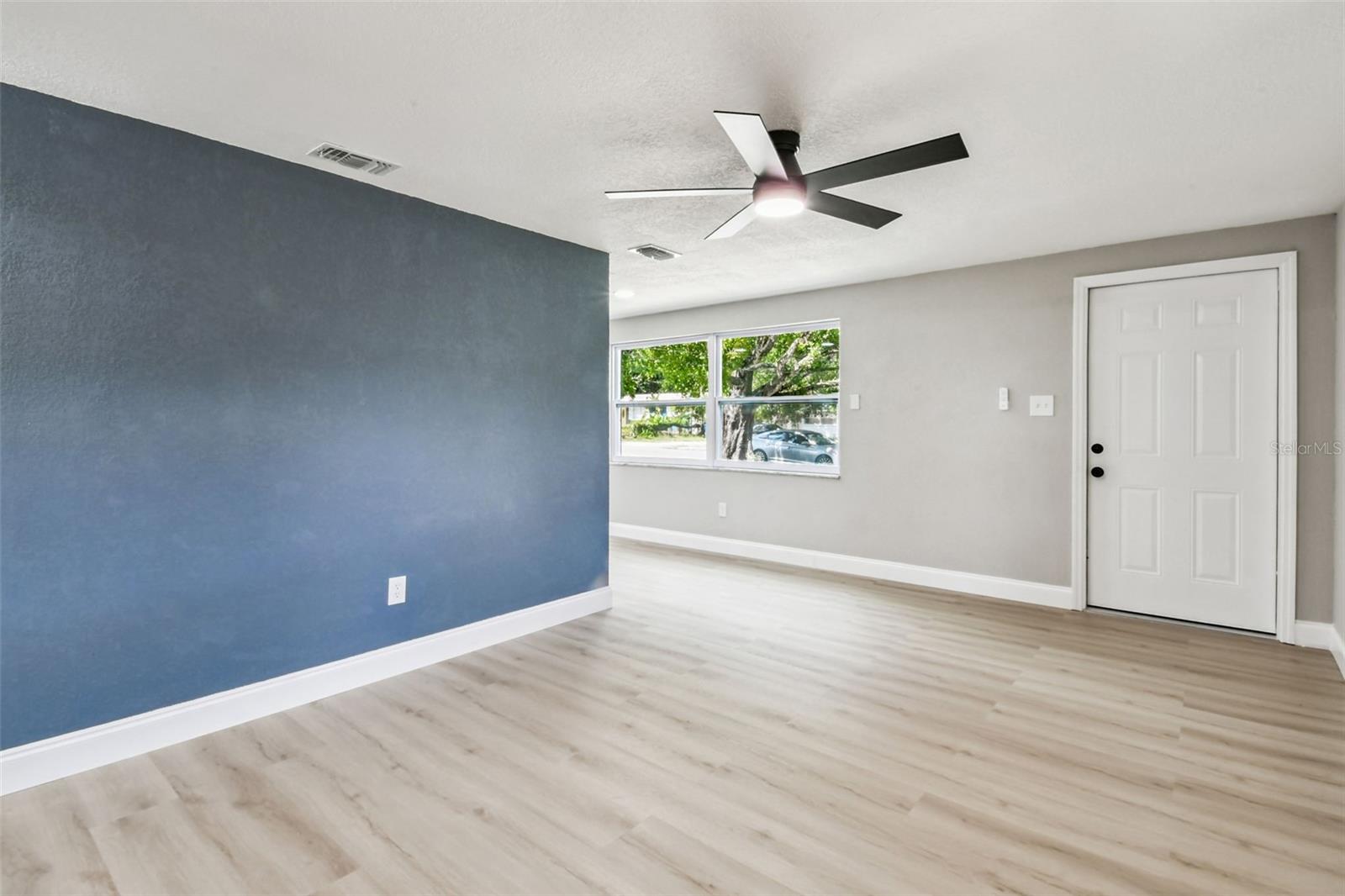 SULTANA GLADE - Residential