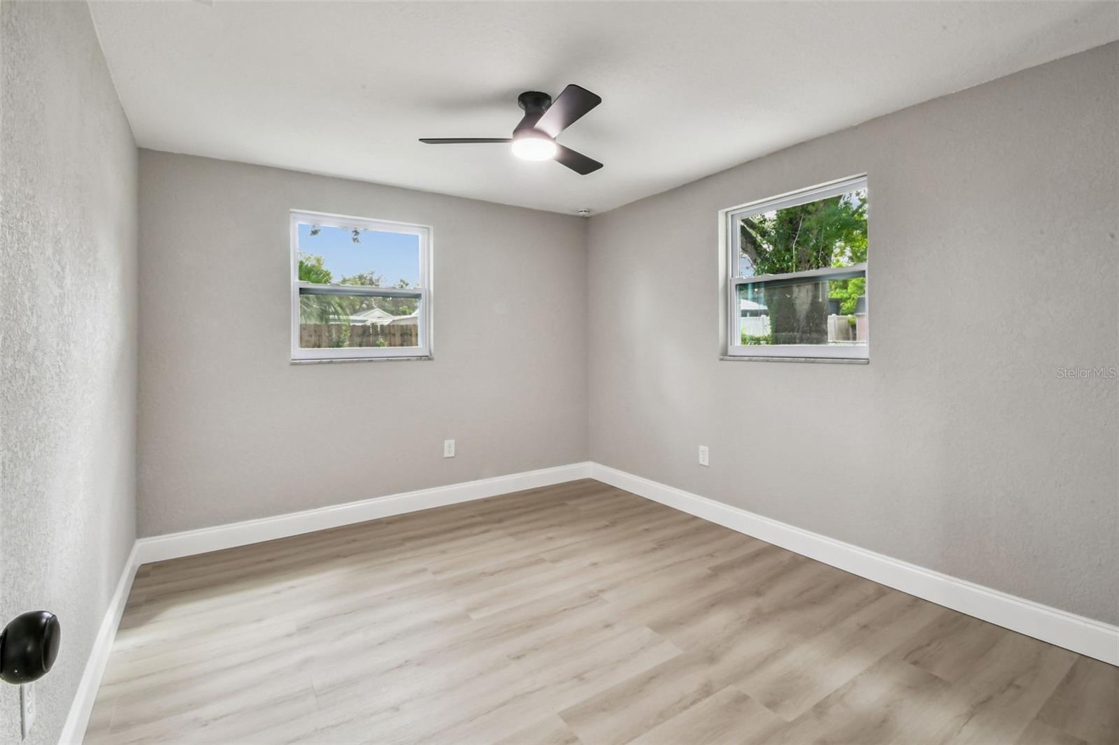 SULTANA GLADE - Residential