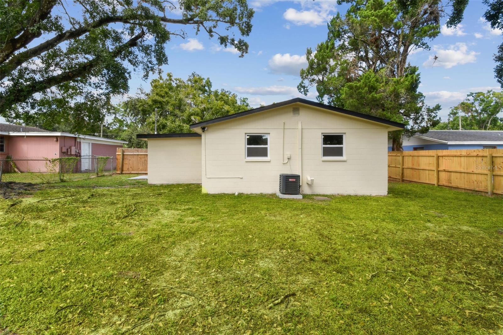 SULTANA GLADE - Residential