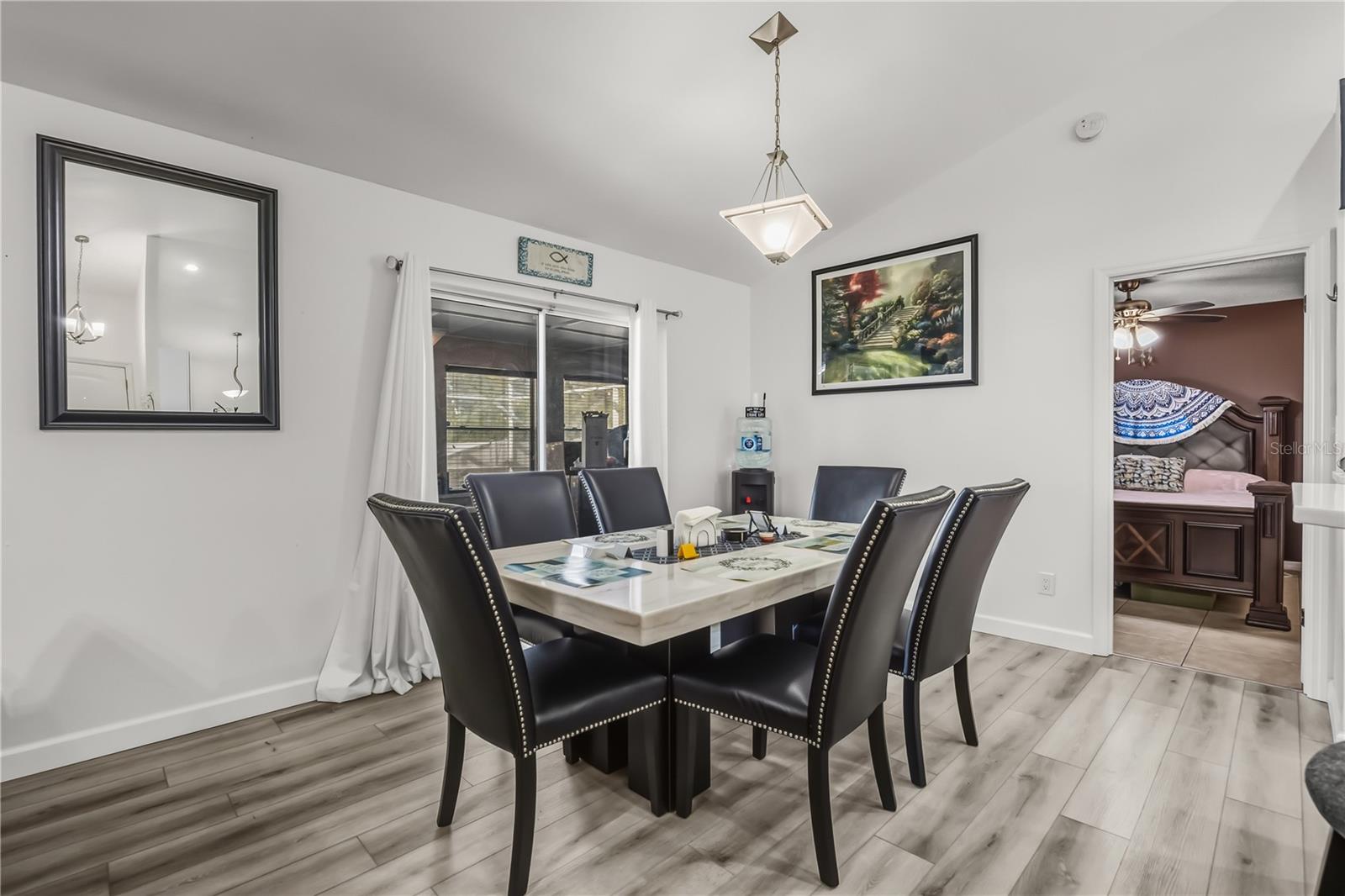 COUNTRY CHASE UNIT 1 - Residential