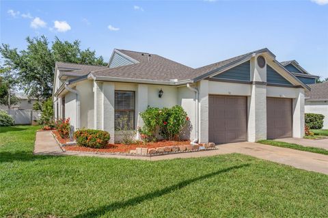 Photo of 98 Lakepointe Circle, Kissimmee, FL 34743 (MLS # S5125834)