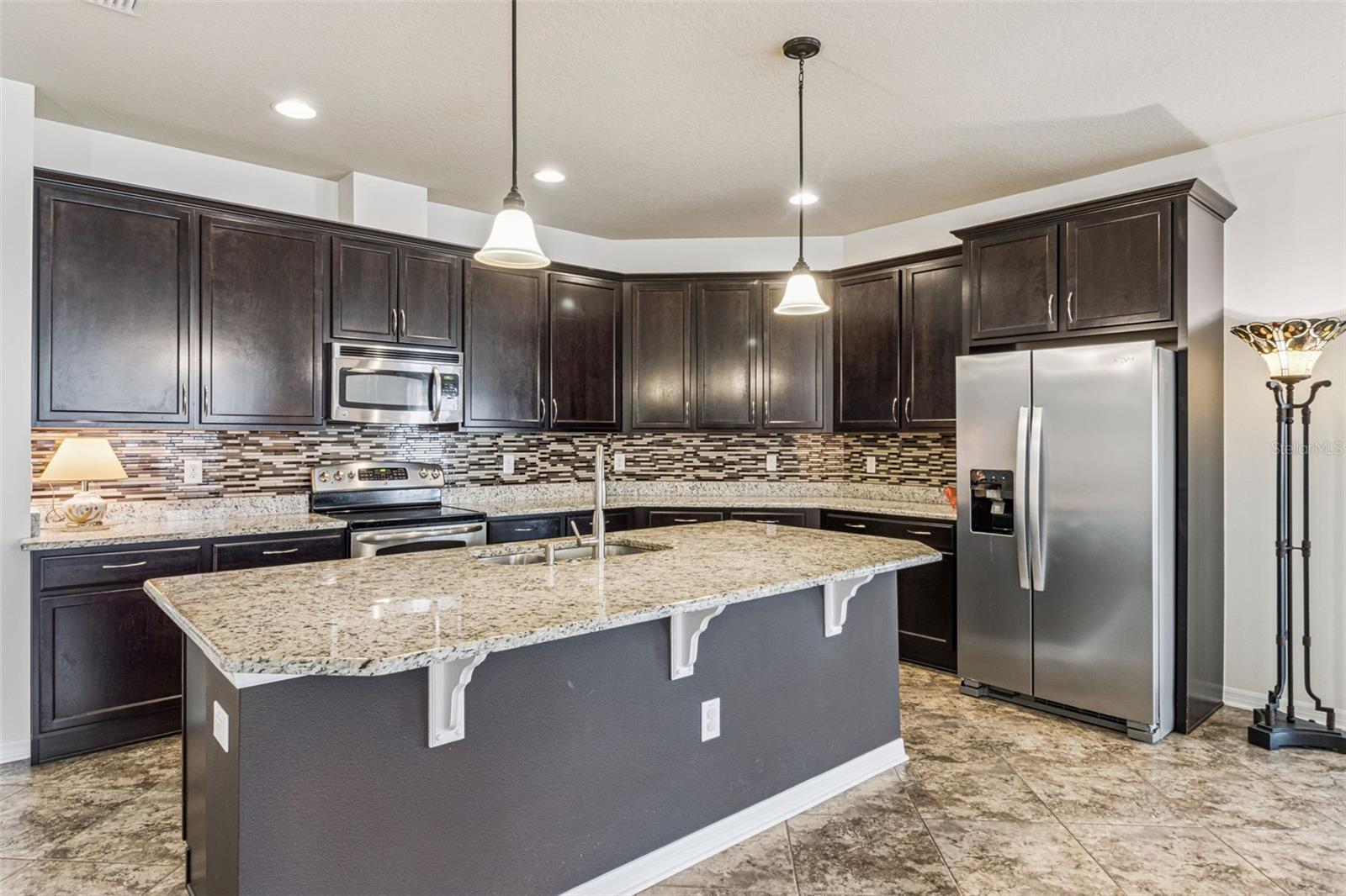 MEADOW POINTE 3 PRCL DD & Y - Residential