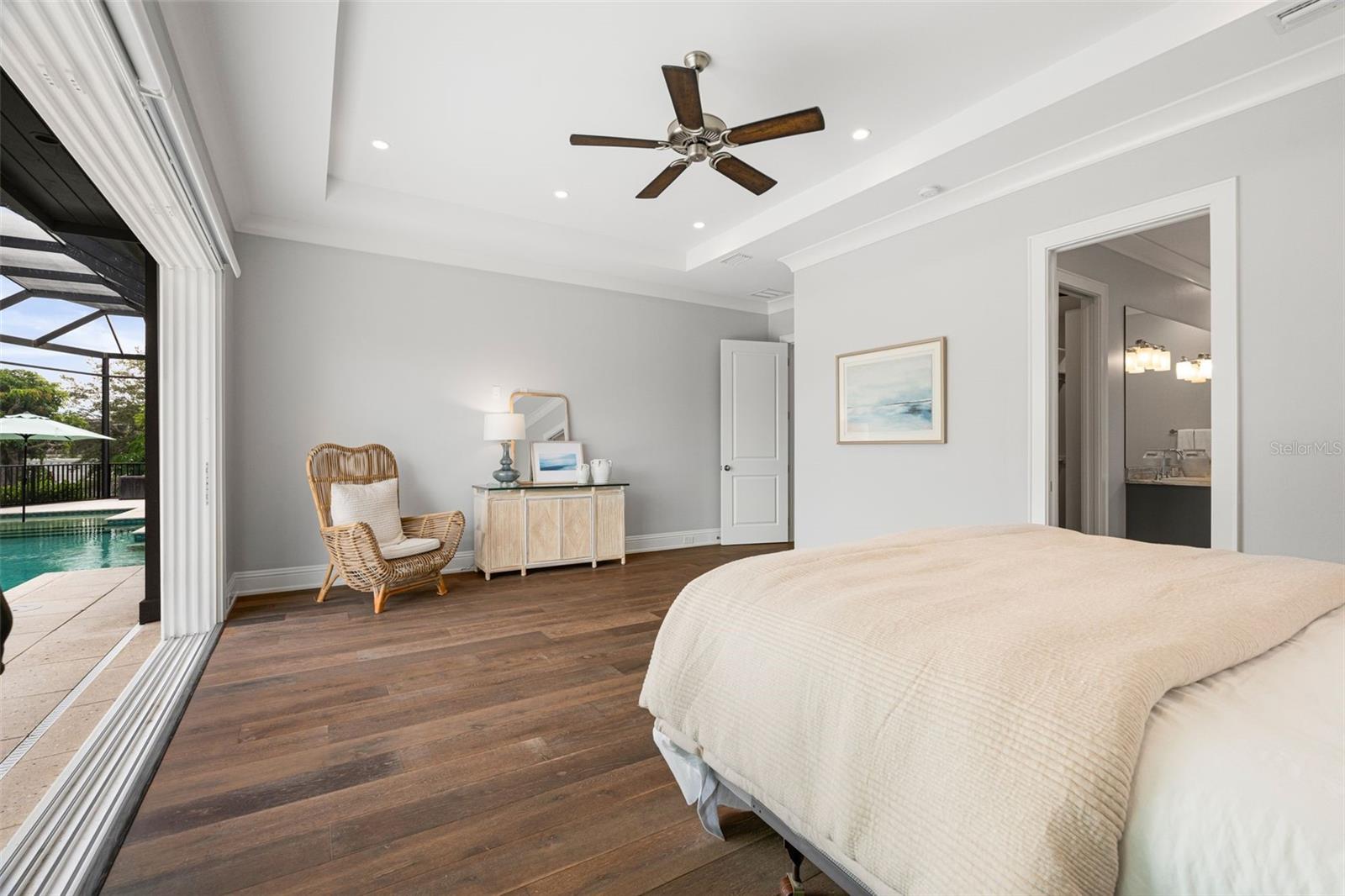 SIESTA ISLES - Residential