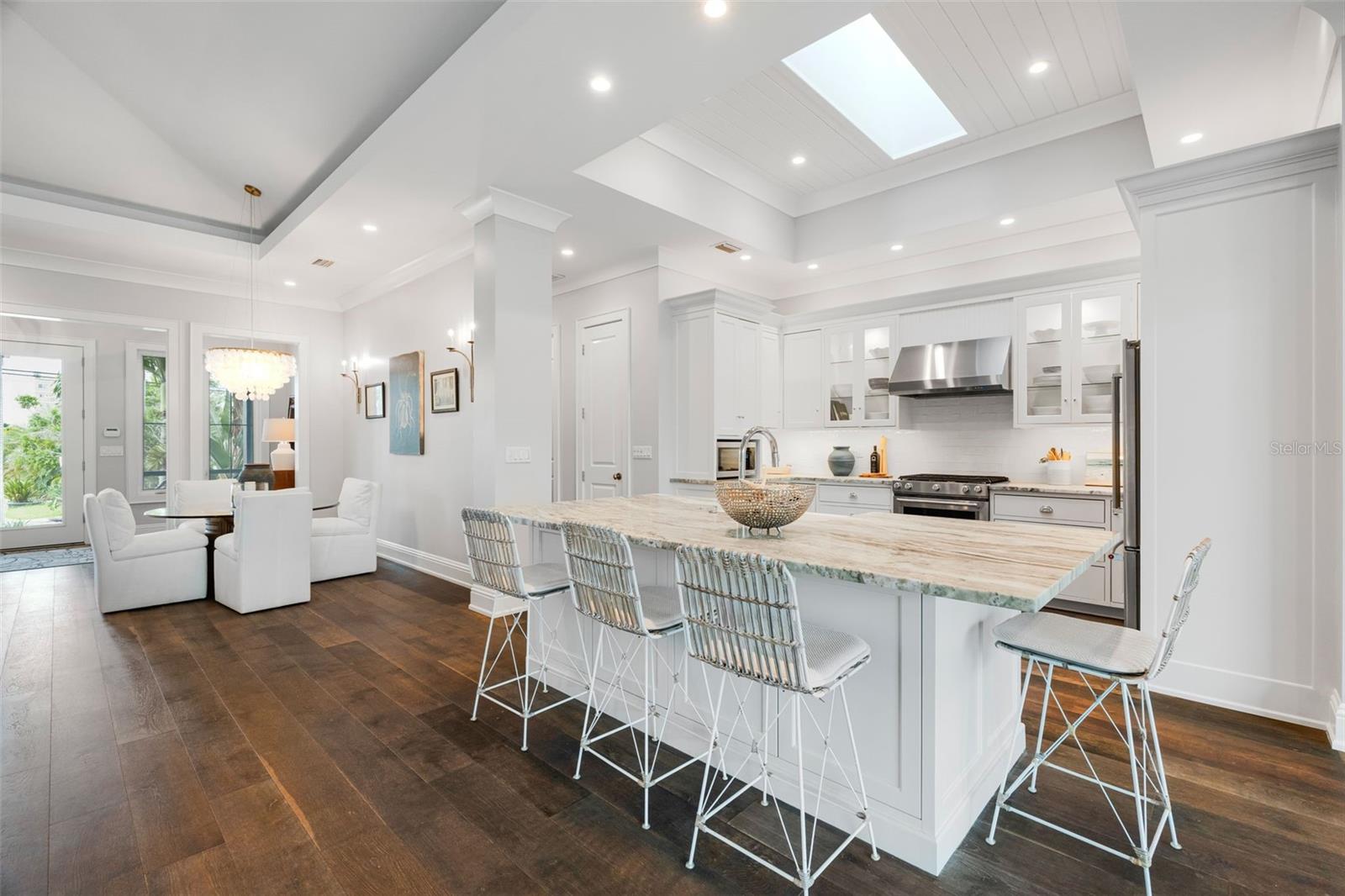 SIESTA ISLES - Residential