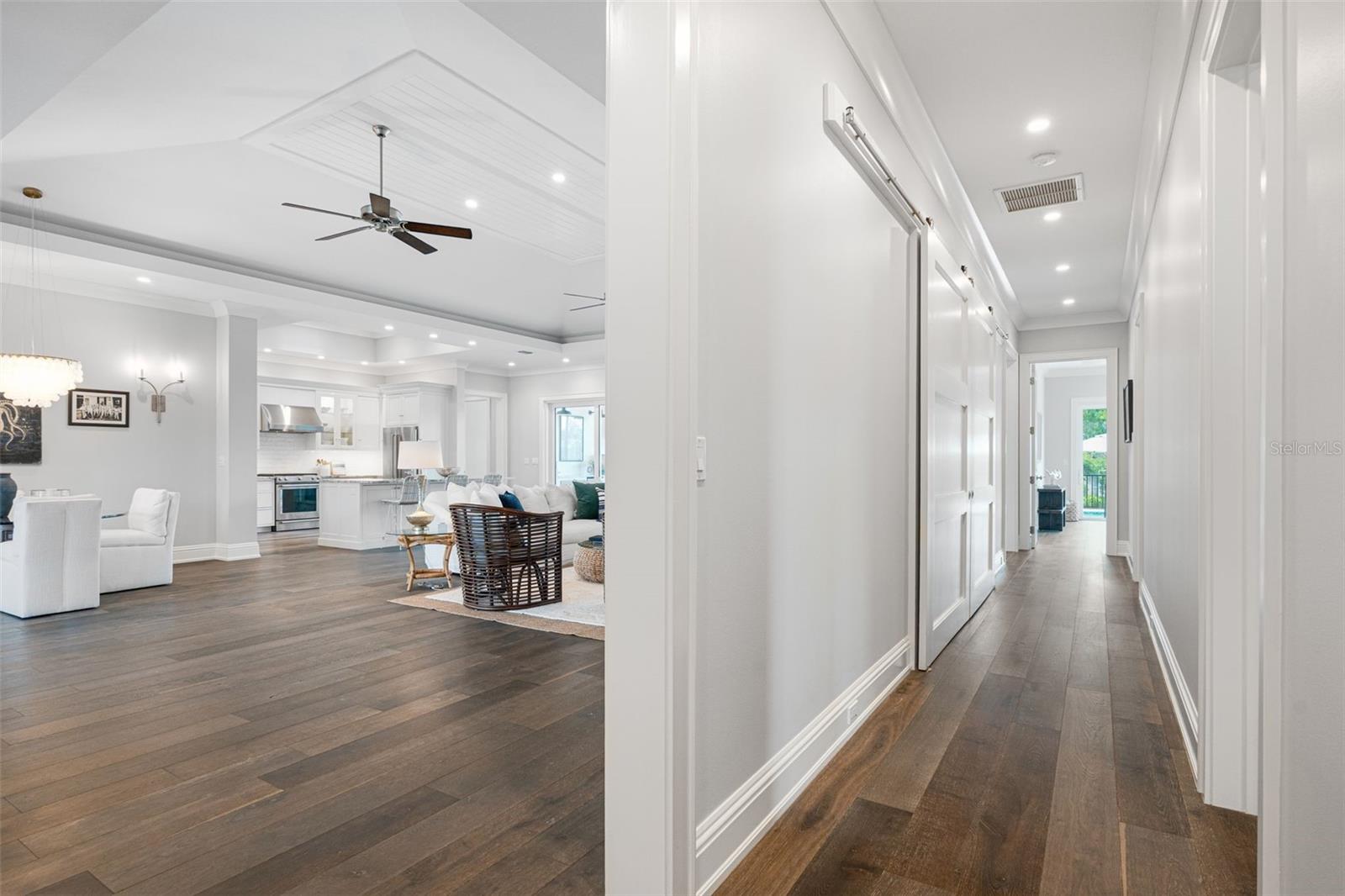 SIESTA ISLES - Residential