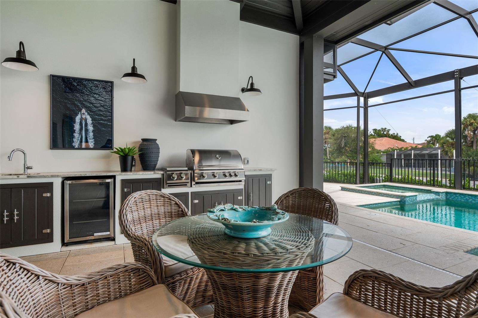 SIESTA ISLES - Residential