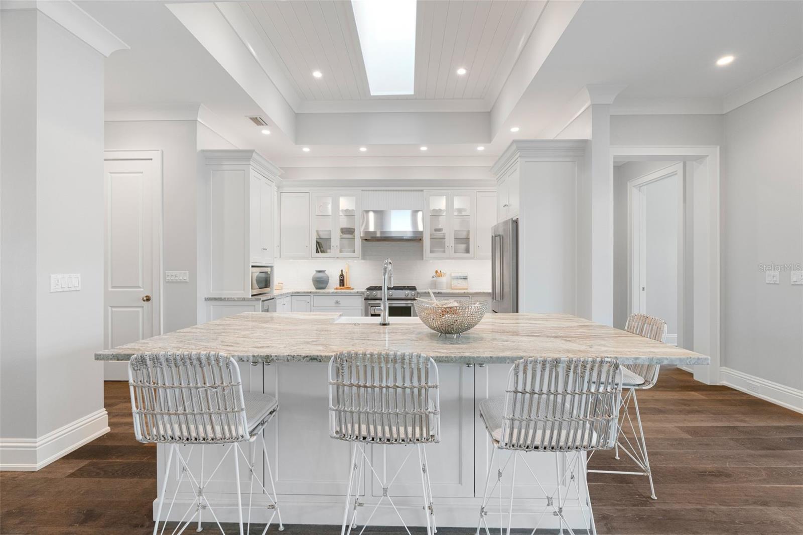 SIESTA ISLES - Residential