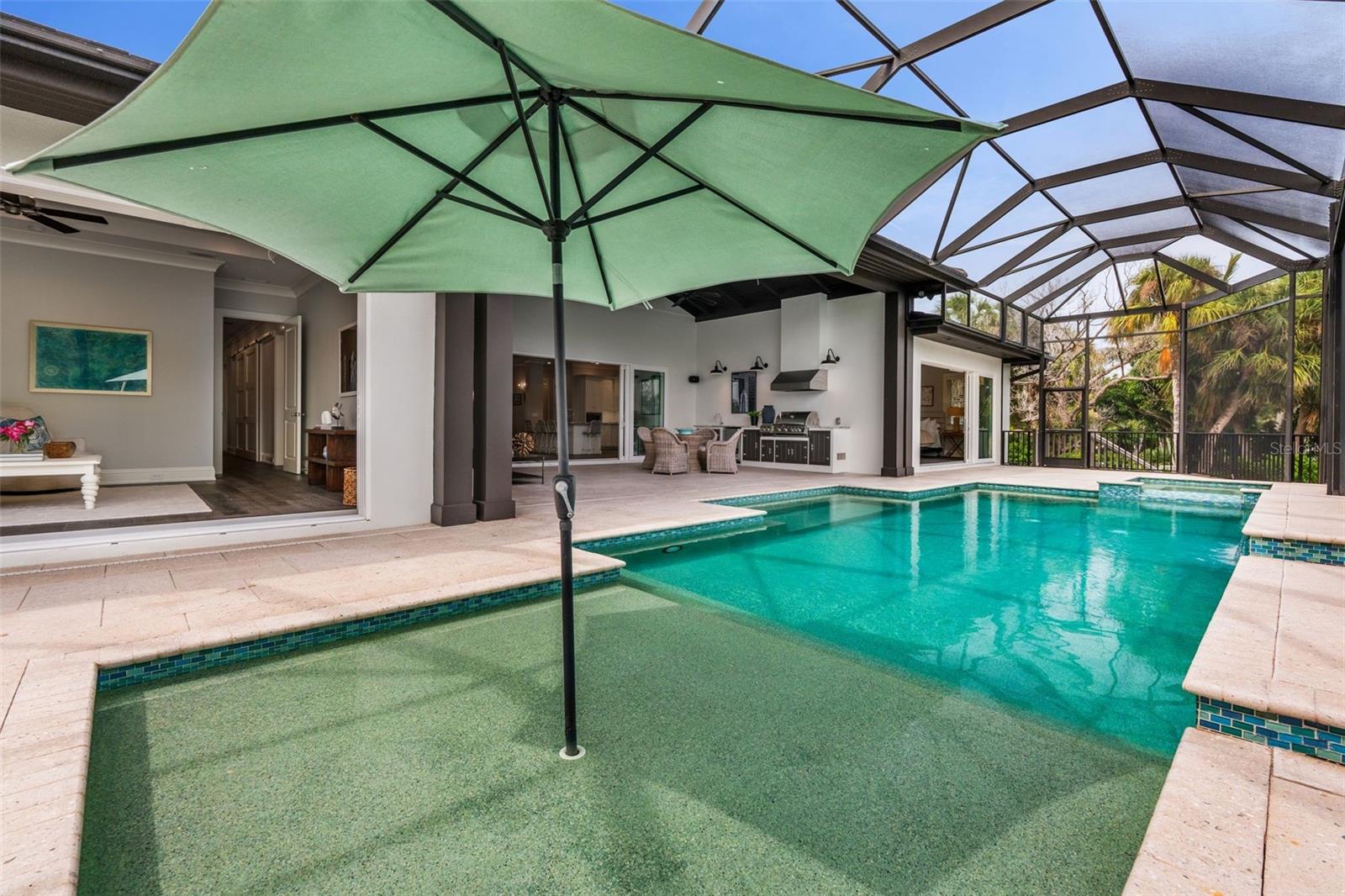 SIESTA ISLES - Residential