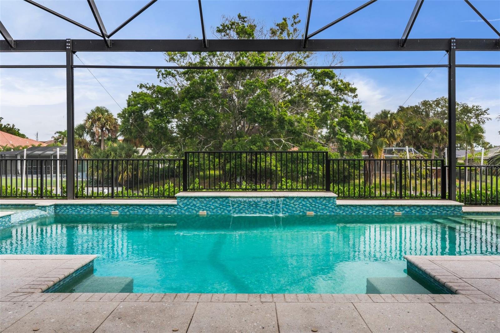 SIESTA ISLES - Residential