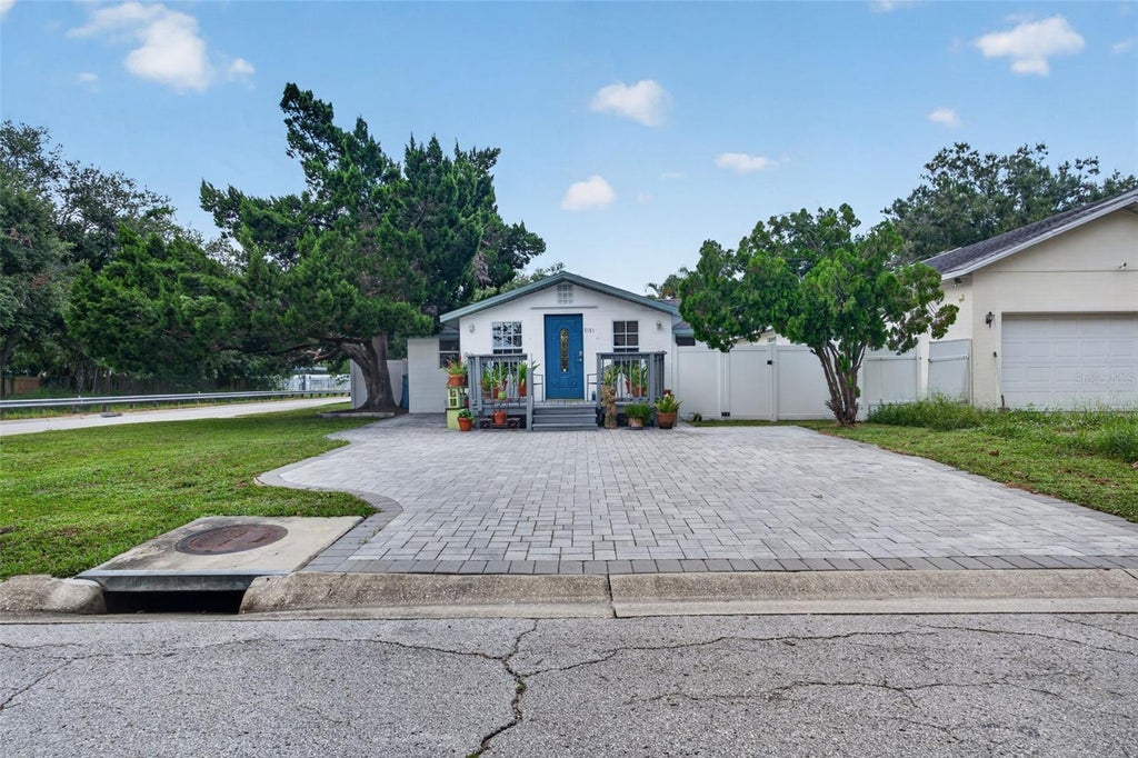 Photo of 5161 Rena Street N, St Petersburg, FL 33709 (MLS # A4704494)