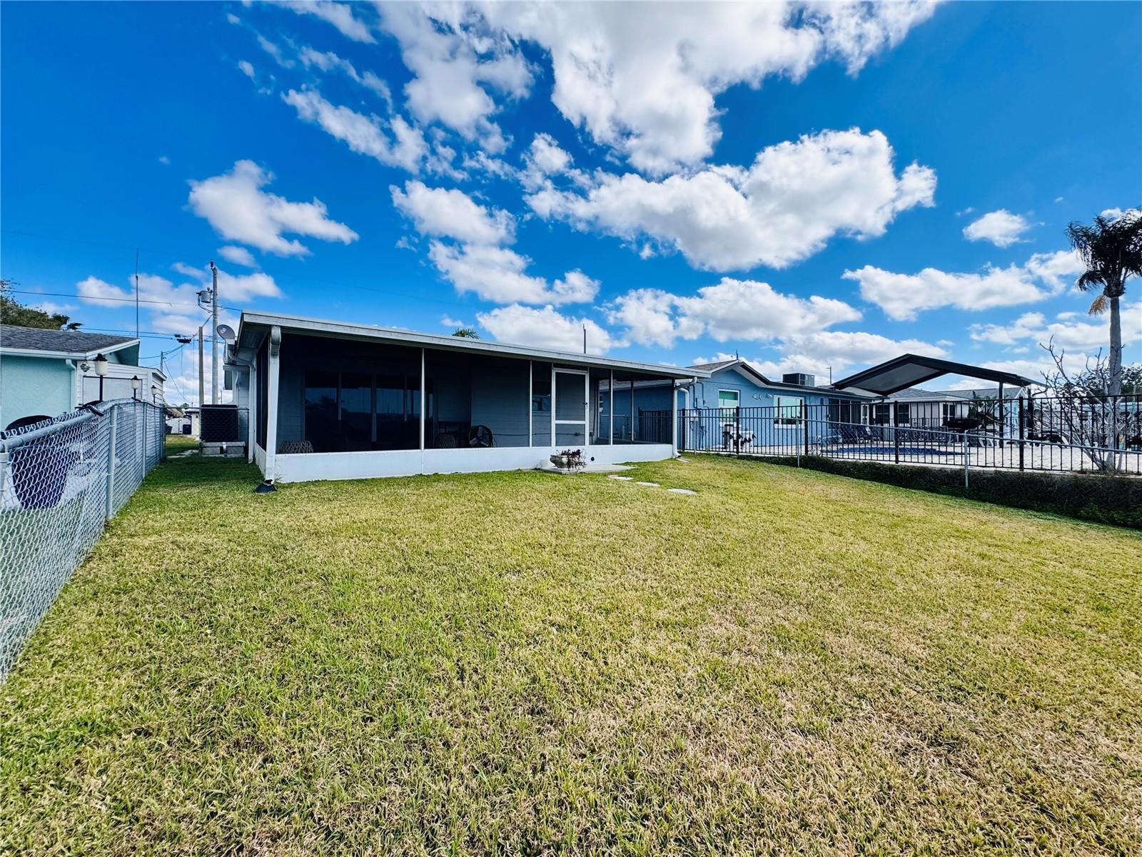 FLOR A MAR - Residential