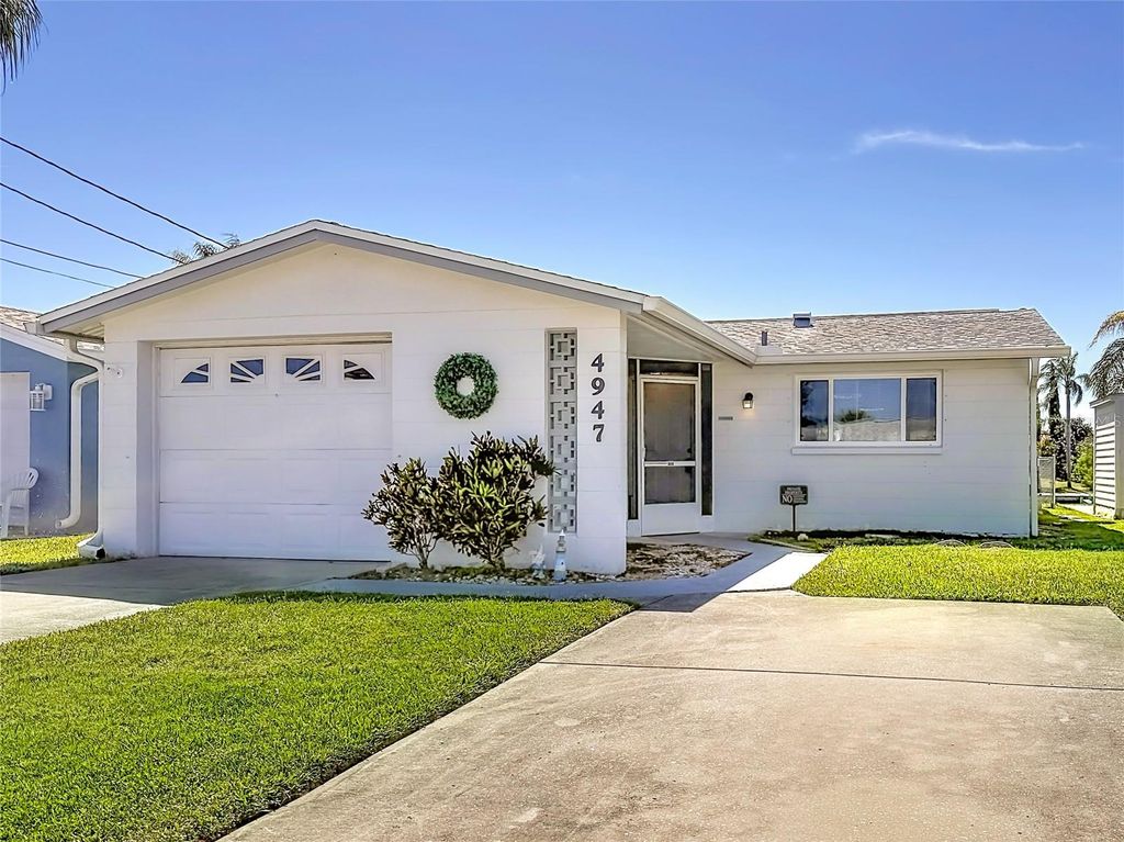 Photo of 4947 Blue Heron Drive, New Port Richey, FL 34652 (MLS # TB8482309)