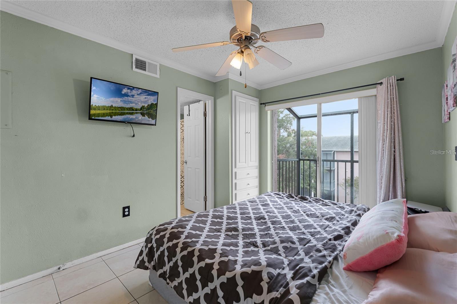 WATERSIDE AT CRANES ROOST A CONDO COMMUNITY - Residential