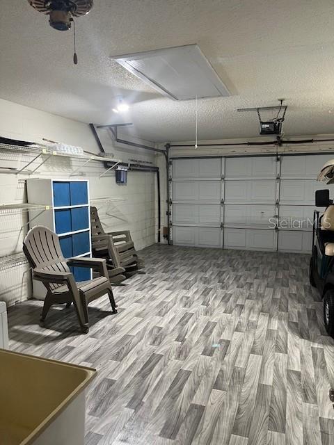 ON TOP OF THE WORLD - Residential Lease