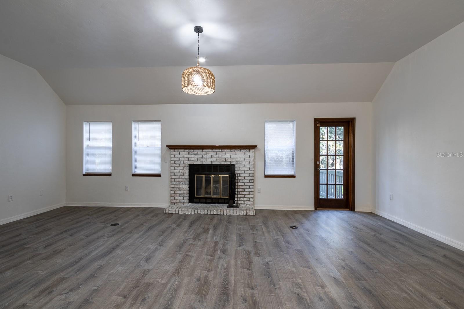 5205 SW 86TH TERRACE