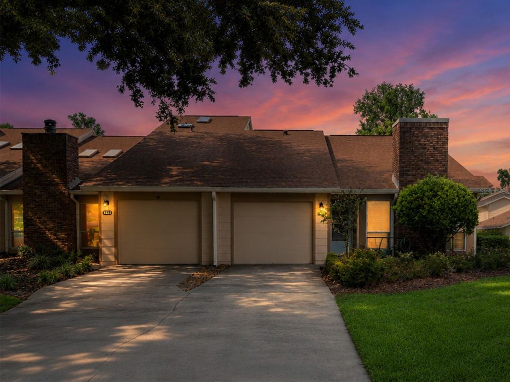 Photo of 2321 SE 19th Circle, Ocala, FL 34471 (MLS # OM724494)