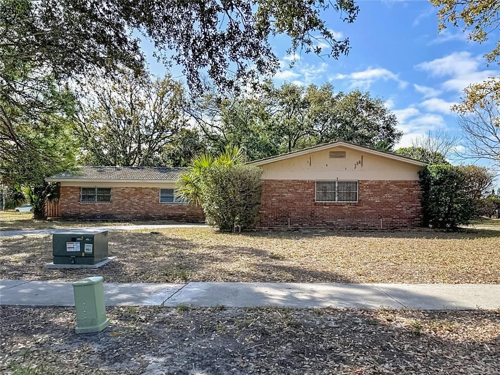 Photo of 3700 Dana Shores Drive, Tampa, FL 33634 (MLS # O6384948)