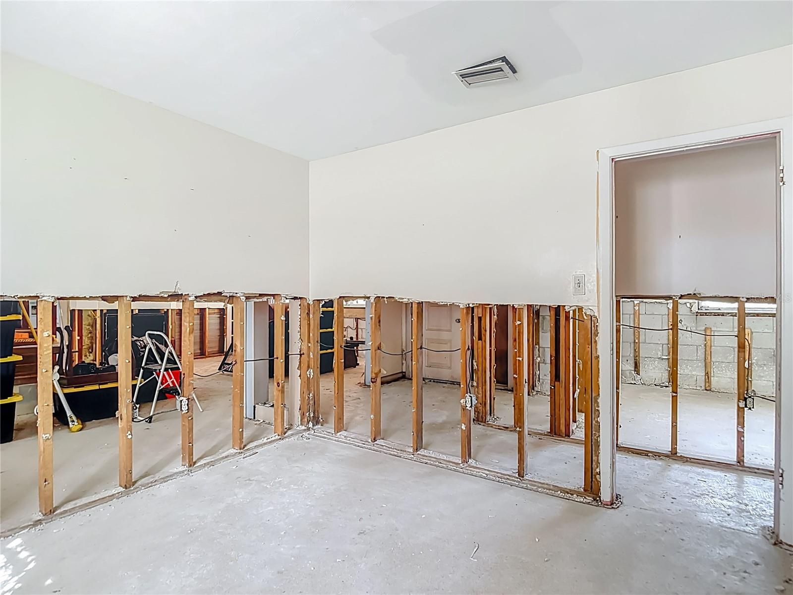 DANA SHORES UN 1 SEC - Land