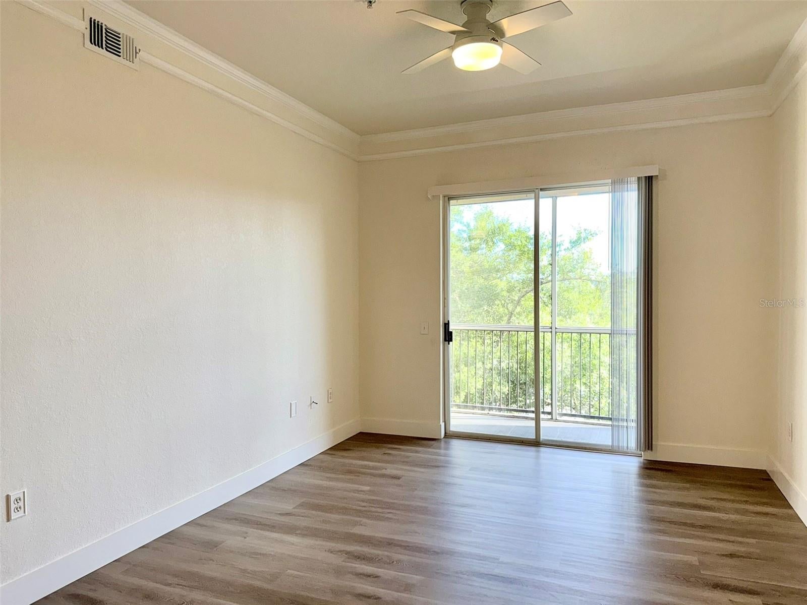 5152 NORTHRIDGE ROAD 302