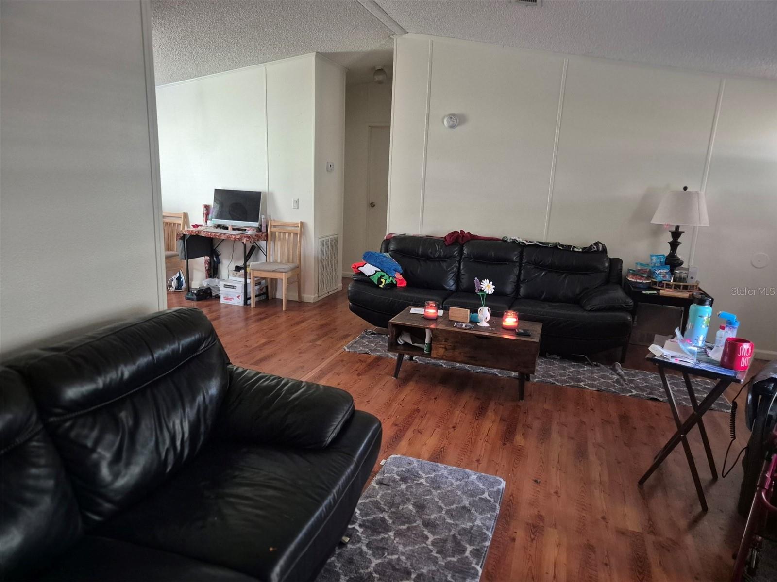 REPLAT WILLISTON HIGHLANDS UNIT 5 - Residential