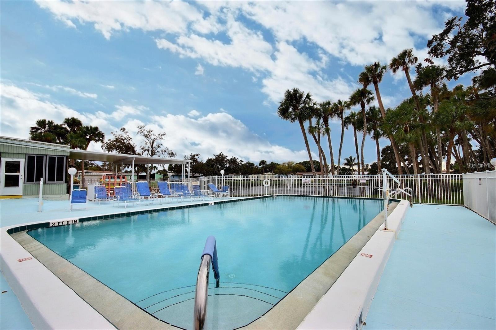 RIDGEWOOD MEADOWS PH II & III - Residential