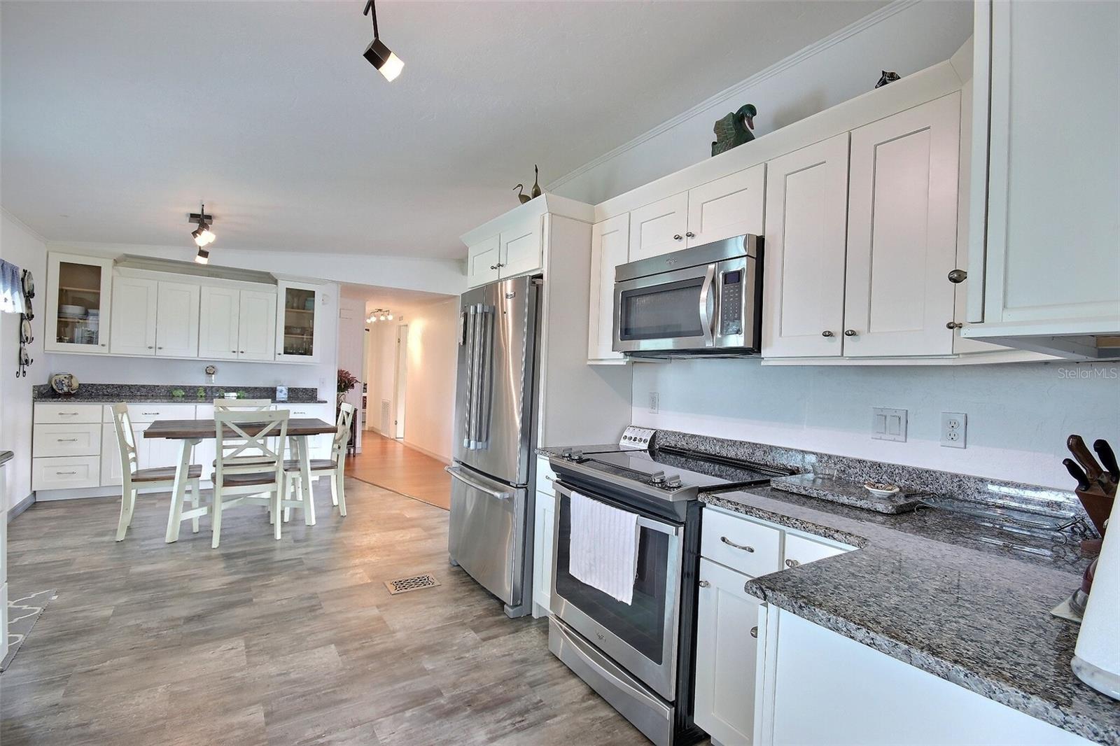 RIDGEWOOD MEADOWS PH II & III - Residential