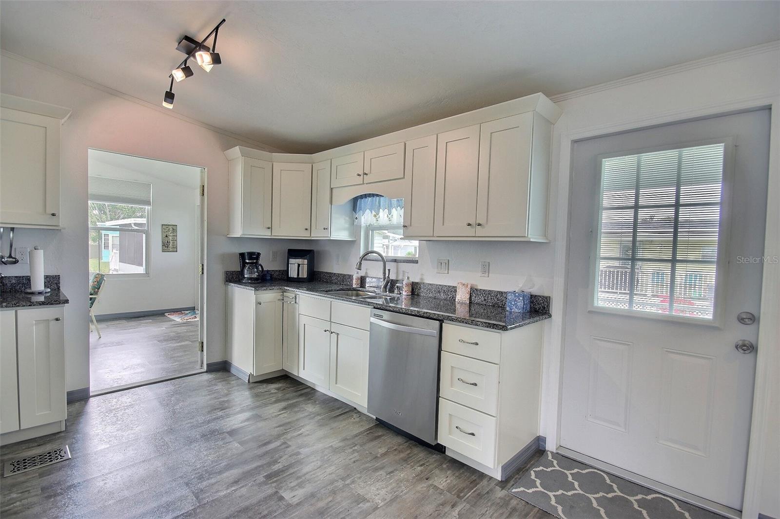 RIDGEWOOD MEADOWS PH II & III - Residential