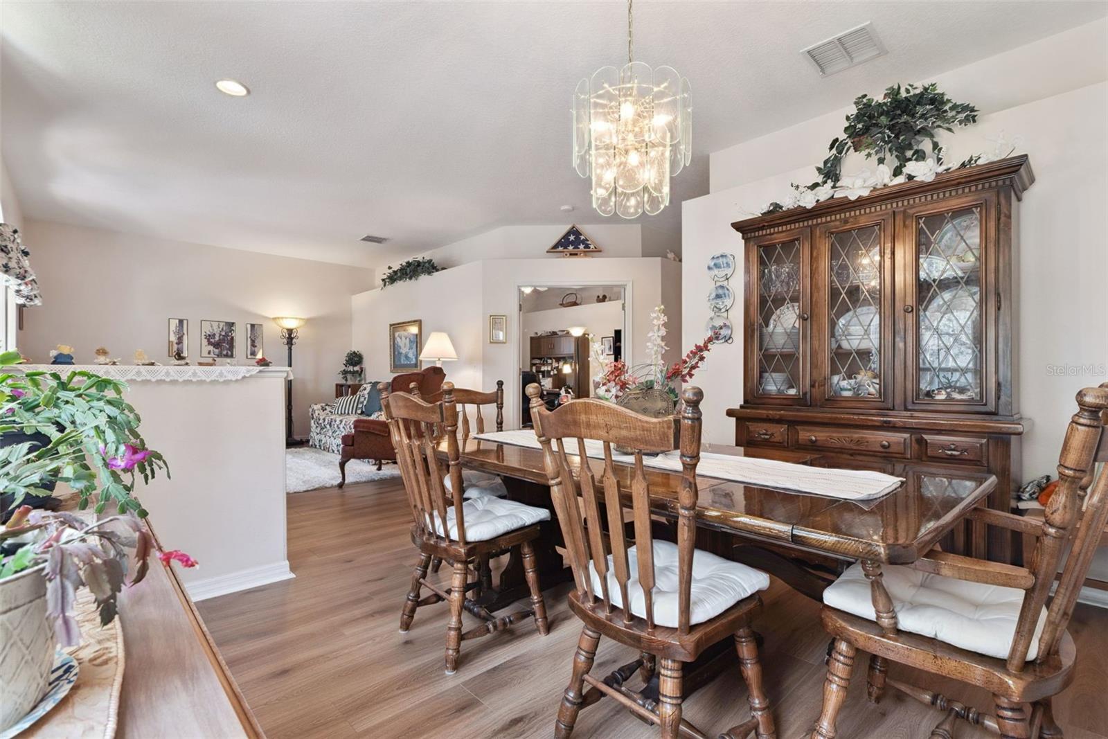 STONEYBROOK WEST - Residential