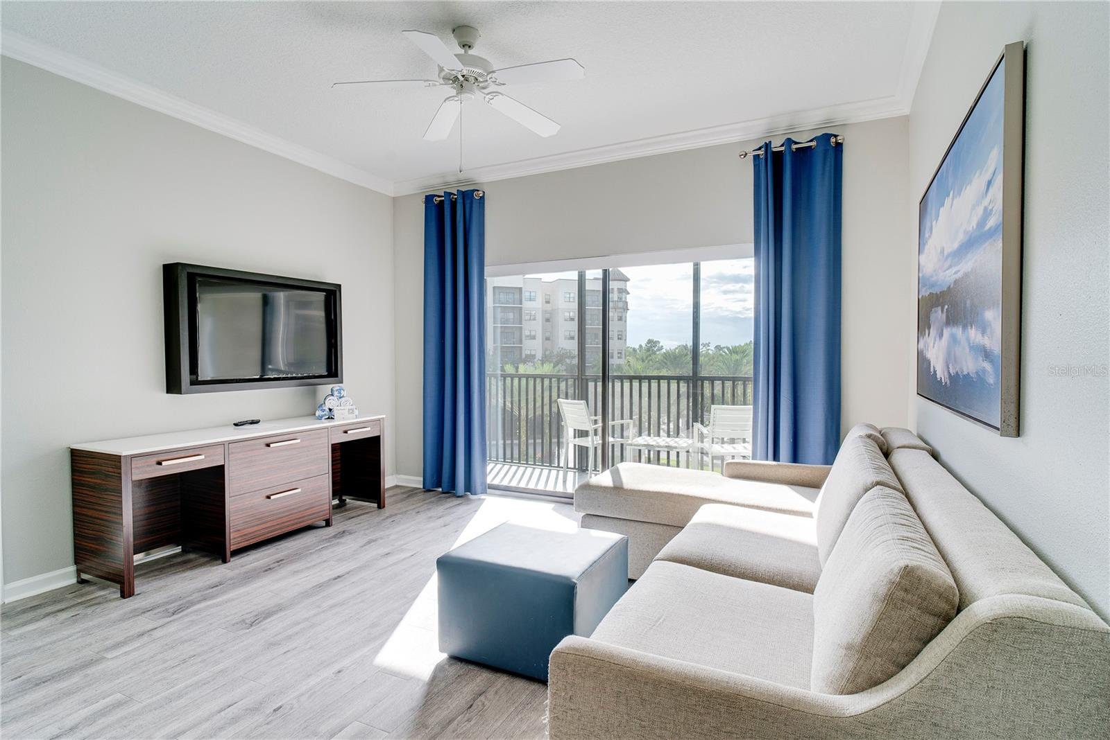 GROVE RESORT - Residential